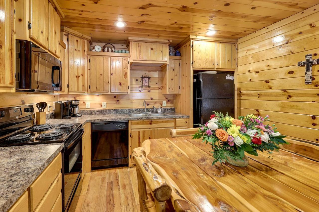 Broken Bow Rental Cabin With Hot Tub And Bar ภายนอก รูปภาพ