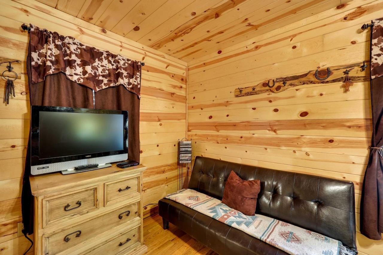 Broken Bow Rental Cabin With Hot Tub And Bar ภายนอก รูปภาพ