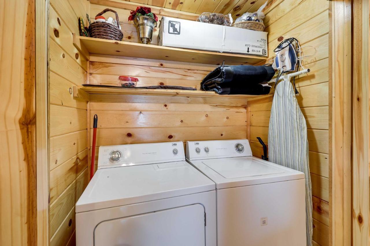 Broken Bow Rental Cabin With Hot Tub And Bar ภายนอก รูปภาพ
